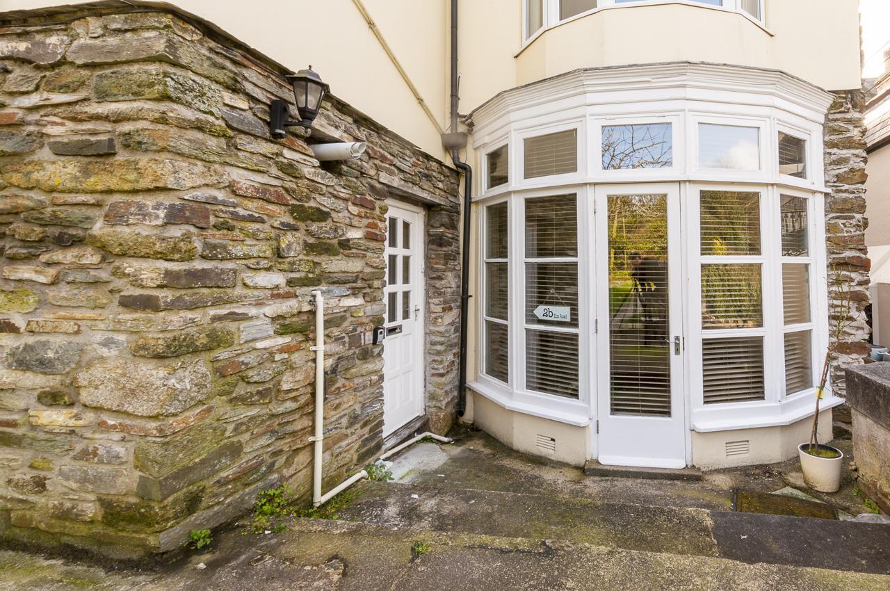 Elm Lodge Plymouth Bagian luar foto