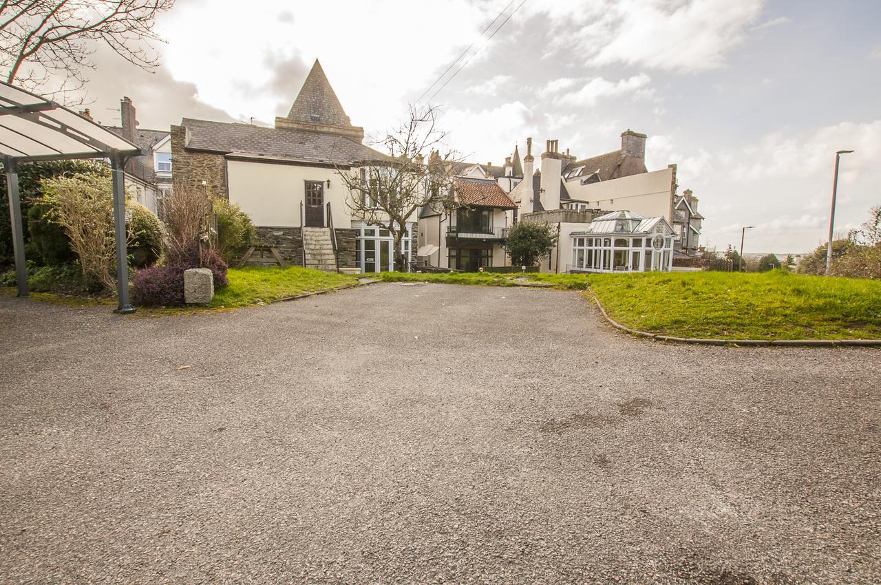 Elm Lodge Plymouth Bagian luar foto